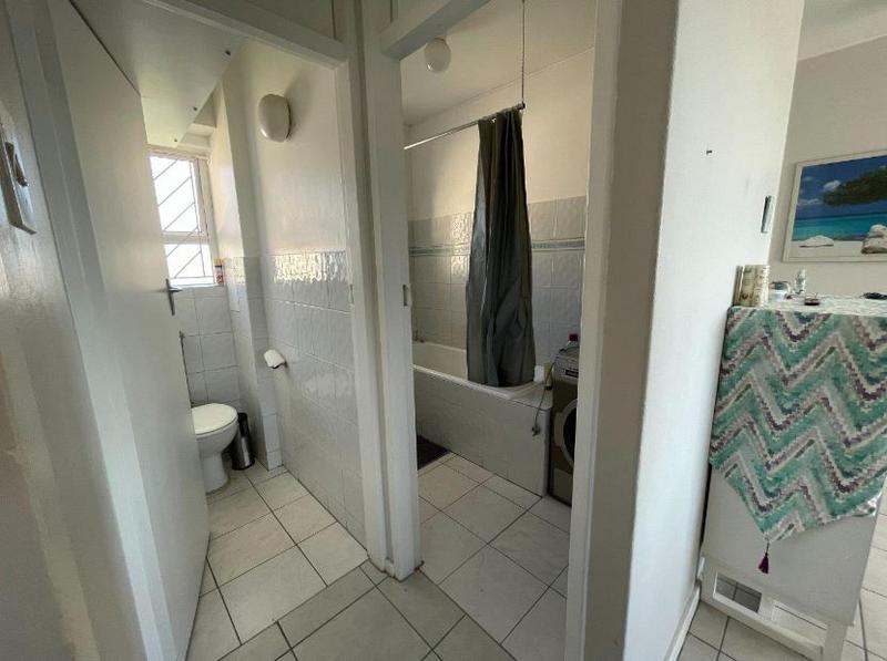 2 Bedroom Property for Sale in Green Point Western Cape